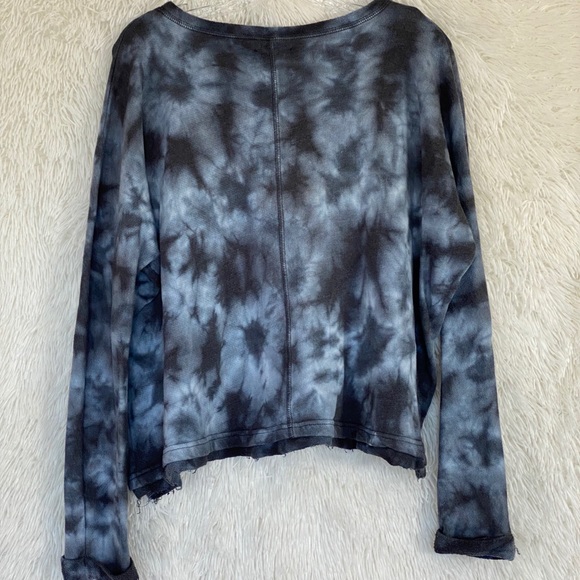 Billabong Tie-Dye Distressed Sweater Size M - Picture 4 of 8